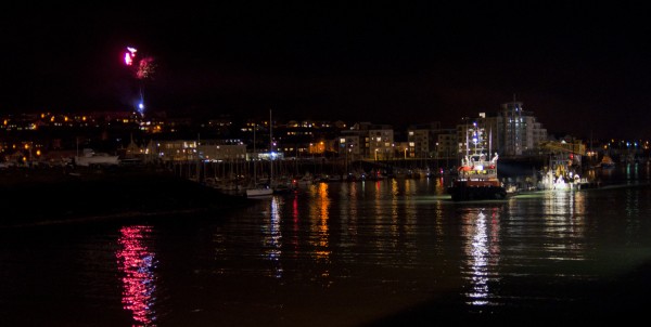 Tarka 3 leaving Newhaven Port towing the crane barge Strekker